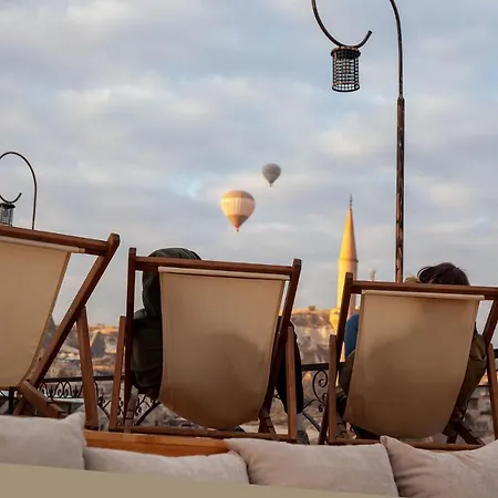 Hotel Center Cave House 4*