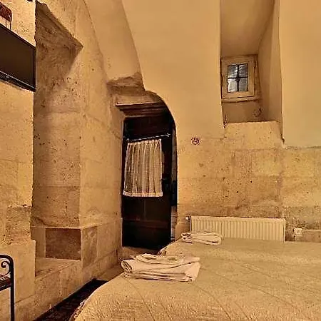 Center Cave House גורמה