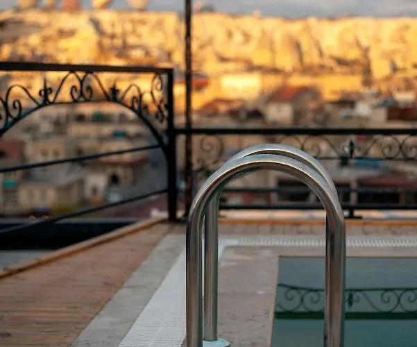 Center Cave House 호텔 4*