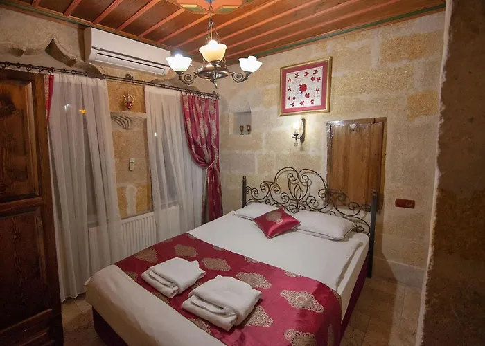 Center Cave House 괴레메