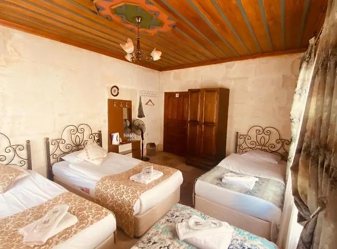 Center Cave House 호텔